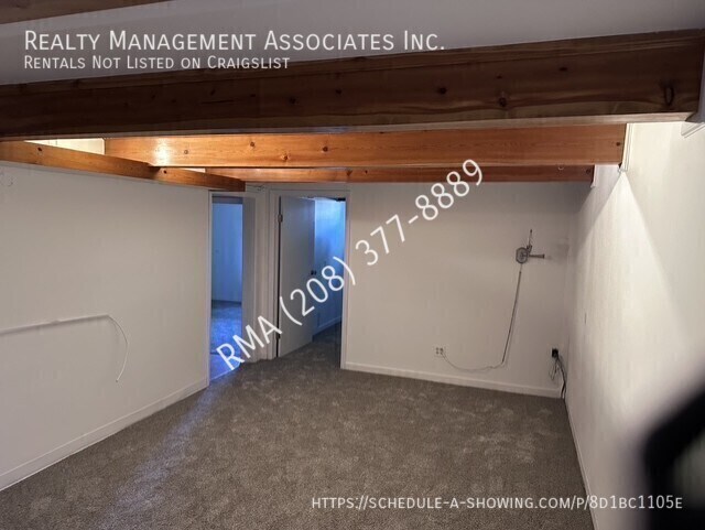 Building Photo - 2111 N 21st St
