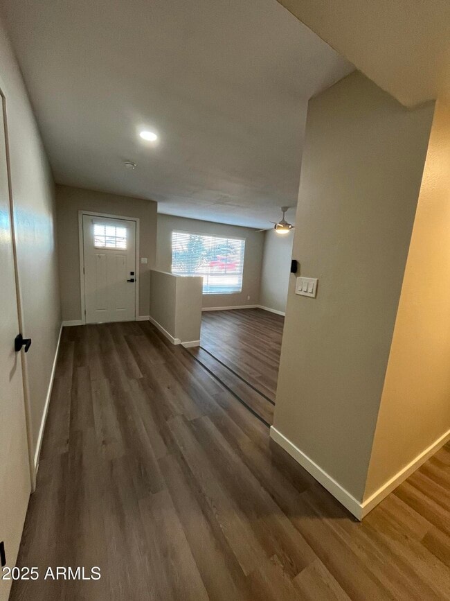 Building Photo - 10801 N 43rd Dr