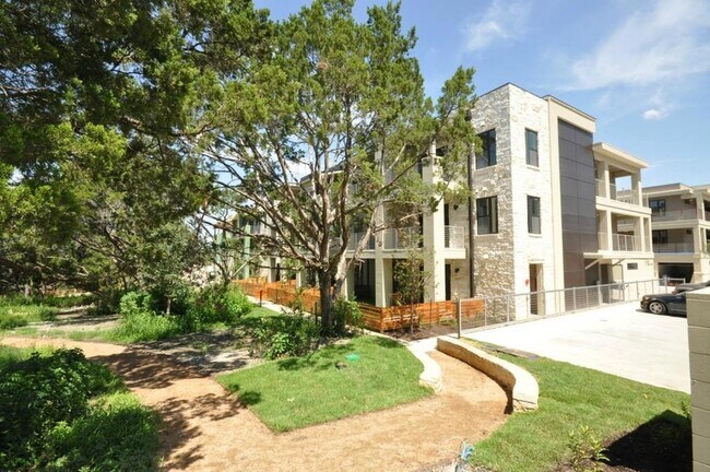 Building Photo - 2804 Treble Ln