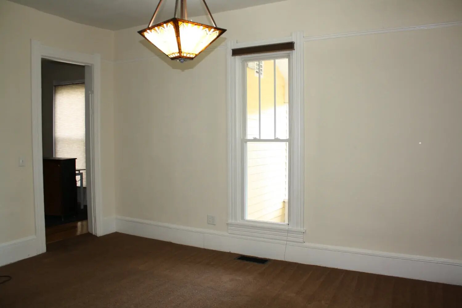 Building Photo - 311 E Cottage Grove Ave