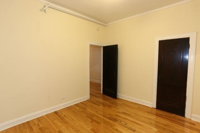 Building Photo - 4636 N Paulina St