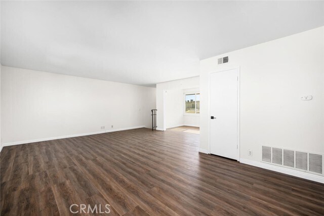 Building Photo - 5764 Laguna Way