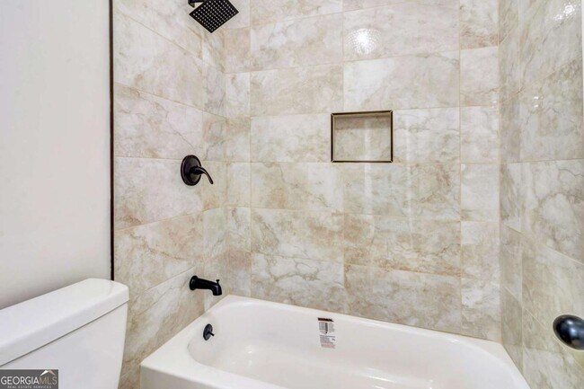 Building Photo - 1065 Mariners Dr