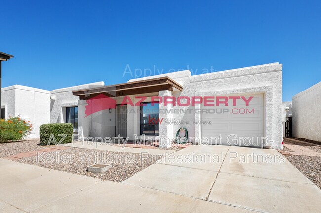 Building Photo - 938 E Villa Maria Dr