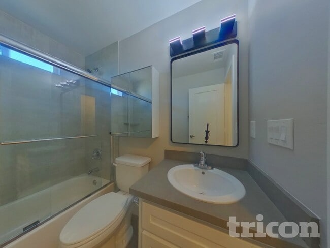 Building Photo - 2371 Coronado Ct