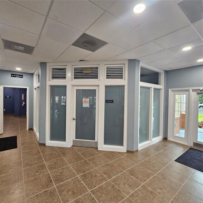 Building Photo - Caribe Cove 2/2 Fully Furnished condo near Disney and Davenport