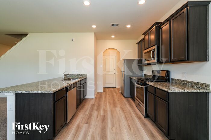 Building Photo - 26740 Frost Dr
