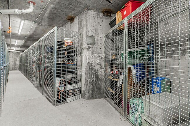 Building Photo - 2876 W 53rd Ave