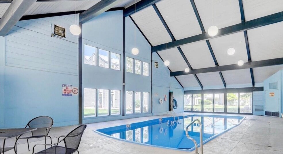 Building Photo - 3349 S Monaco Street Pky