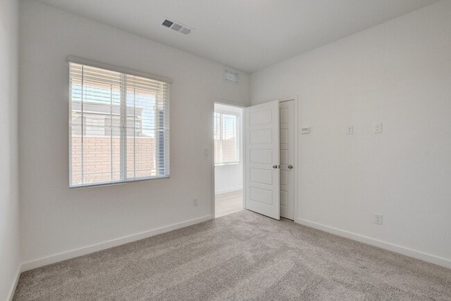 Building Photo - NEW NEXT GEN 4 Bedroom, 2 Story Home in CADENCE!