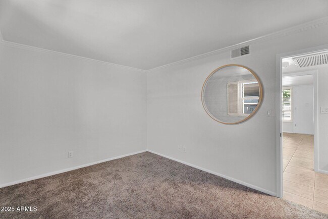 Building Photo - 3737 E Turney Ave