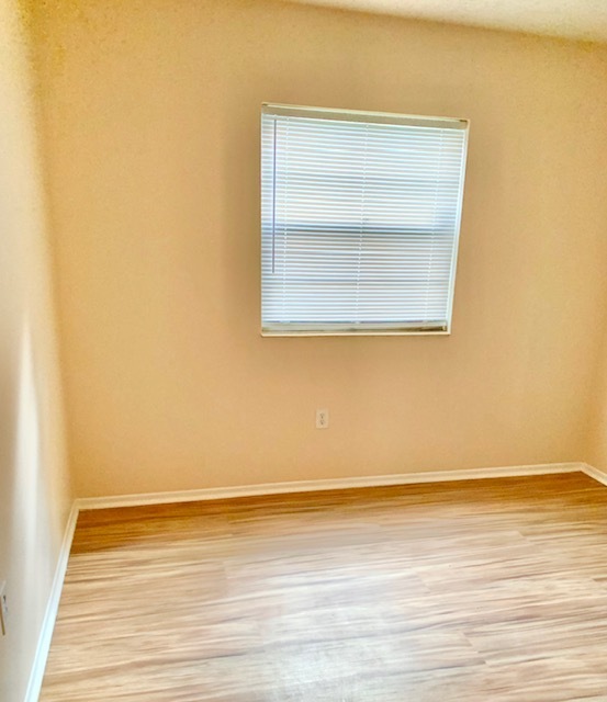 2nd Guest Bedroom - 1950 Paine Ave