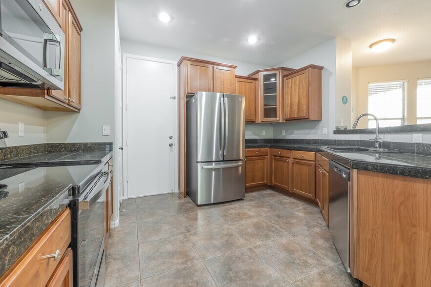 Building Photo - 3874 E Kesler Ln
