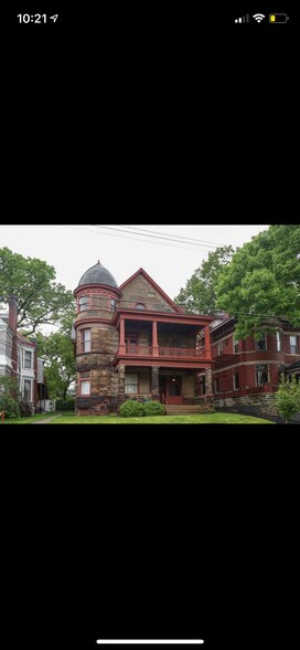 Building Photo - 3423 Whitfield Ave