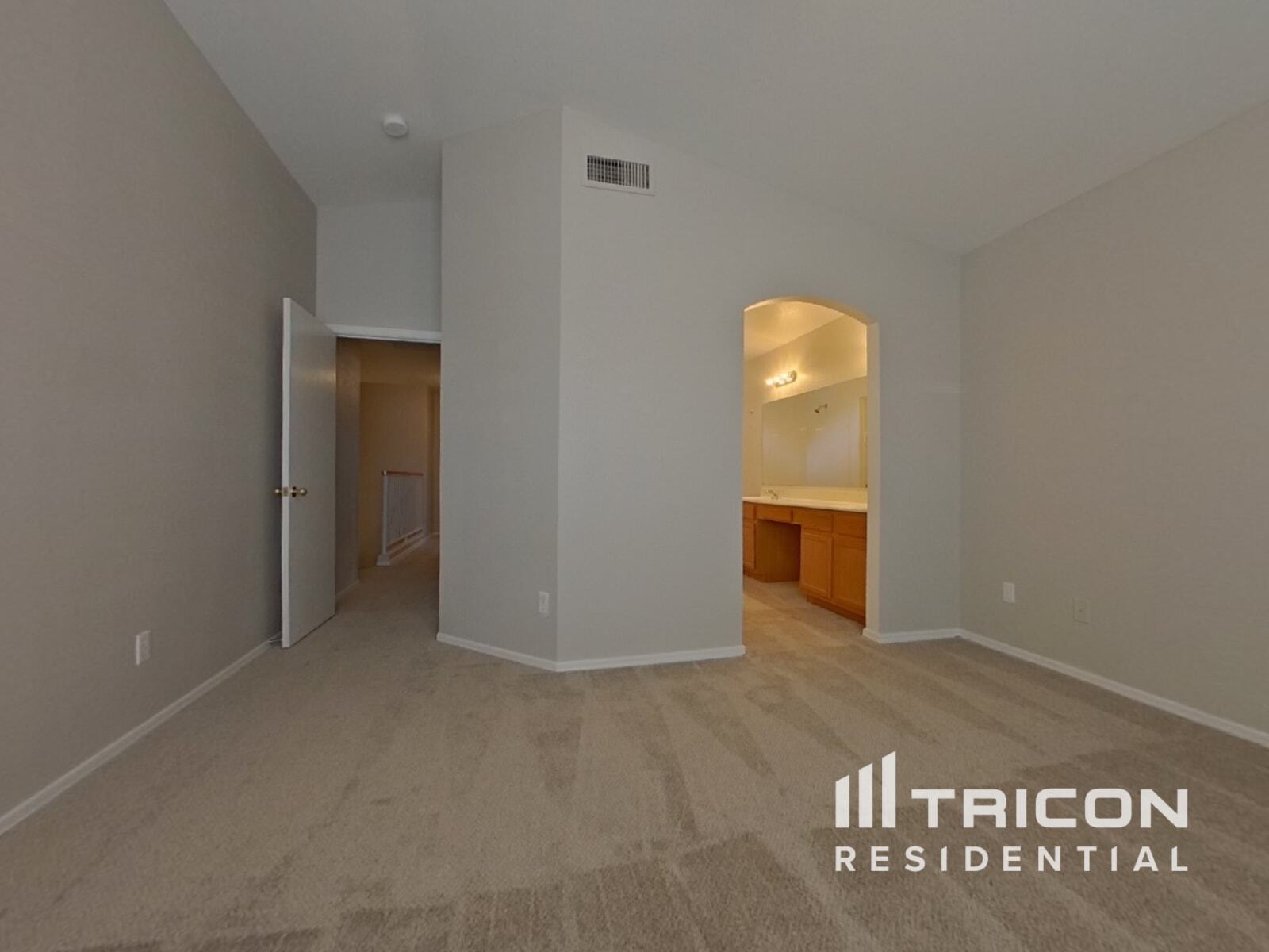 Building Photo - 9125 N 73rd Dr