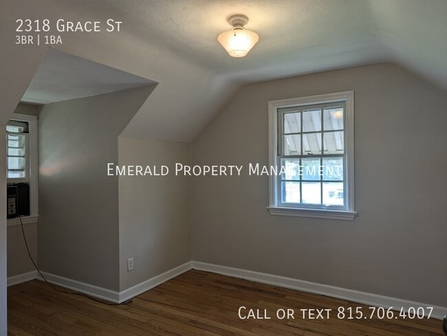 Building Photo - 2318 Grace St