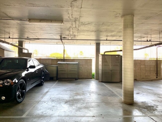 Building Photo - 2901 Peninsula Rd