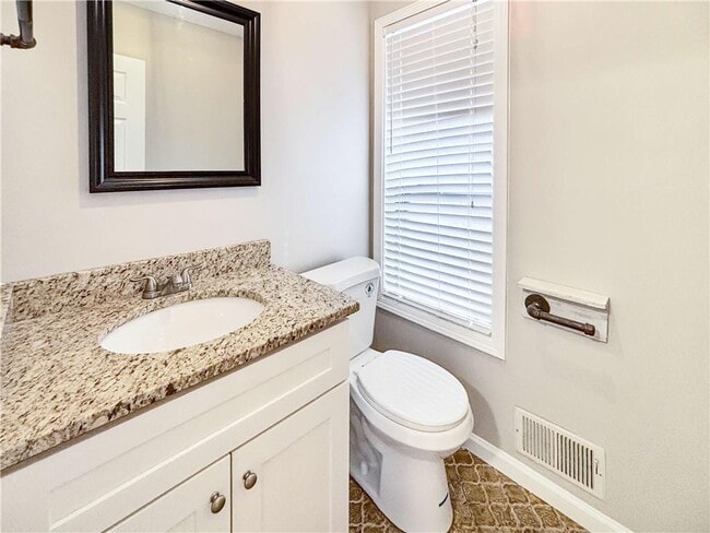 Building Photo - 1543 Hillhaven Dr