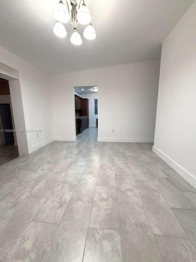 Building Photo - 6339 SW 32nd St