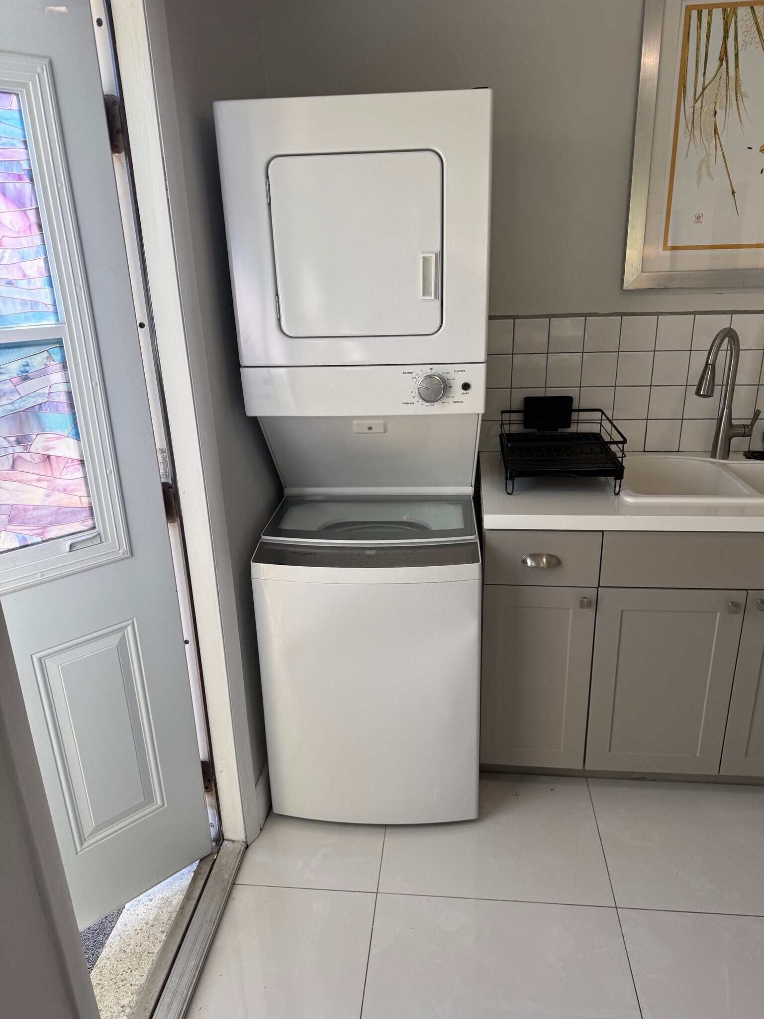 Building Photo - 2513 Staples Ave