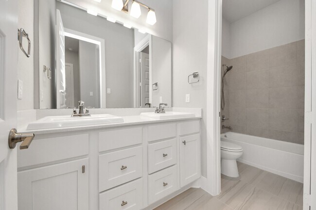 Building Photo - 24815 Pavonia Lake Ln