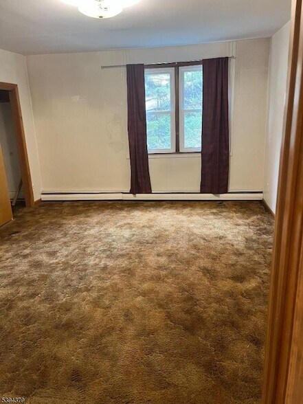 Building Photo - 192 Market St