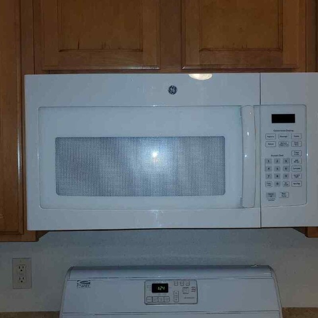 Building Photo - 2436 SW 23rd St