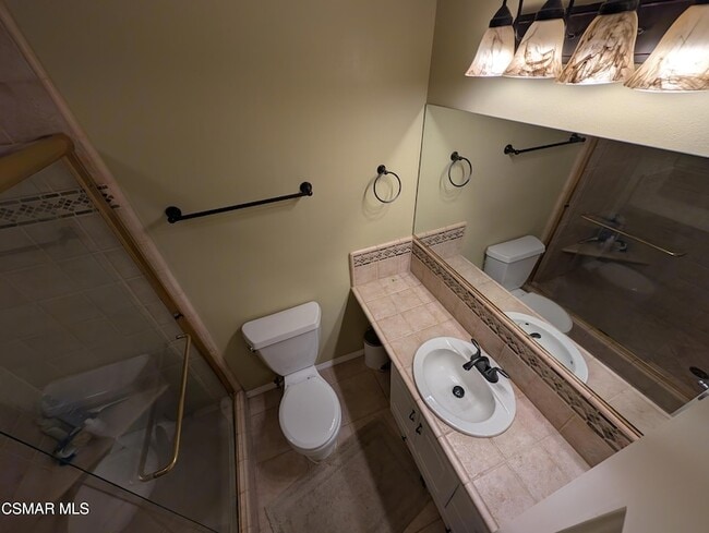 Building Photo - 2853 Instone Ct