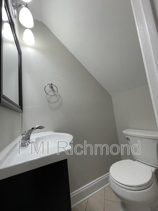 Building Photo - 4611 Coldstream Dr