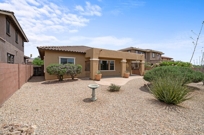 Building Photo - 12277 Whistling Wind Ave