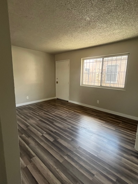 Building Photo - 517 W 84th St