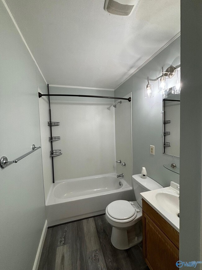 Building Photo - 11803 E Gateway Dr SE