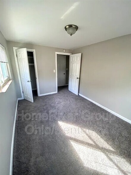 Building Photo - 3797 Walls St