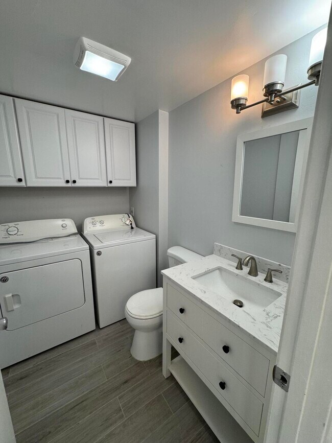 Building Photo - 6905 69th Way