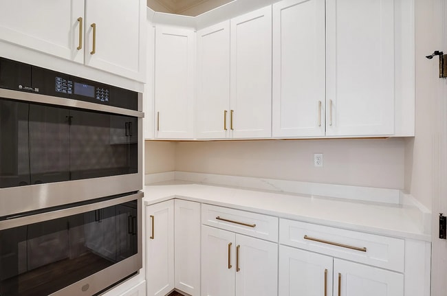 Building Photo - Custom-Built 4 Bedroom Home / Gated Community