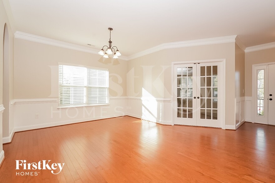 Building Photo - 11 Harvest Oak Ct