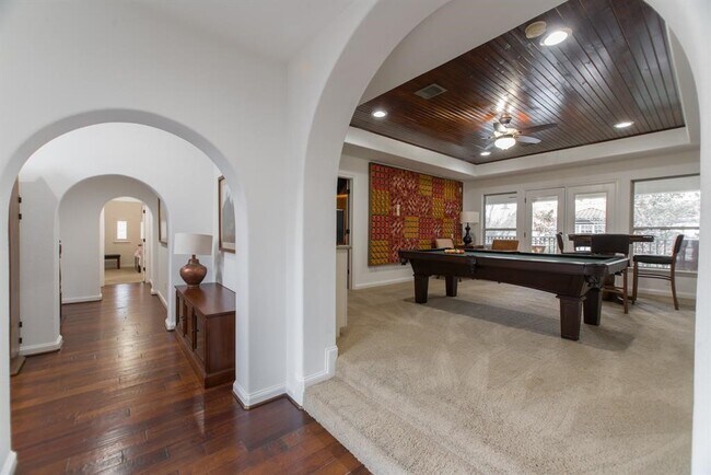 Building Photo - 6 W Monteagle Cir
