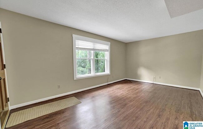 Building Photo - 1504 Al Seier Rd