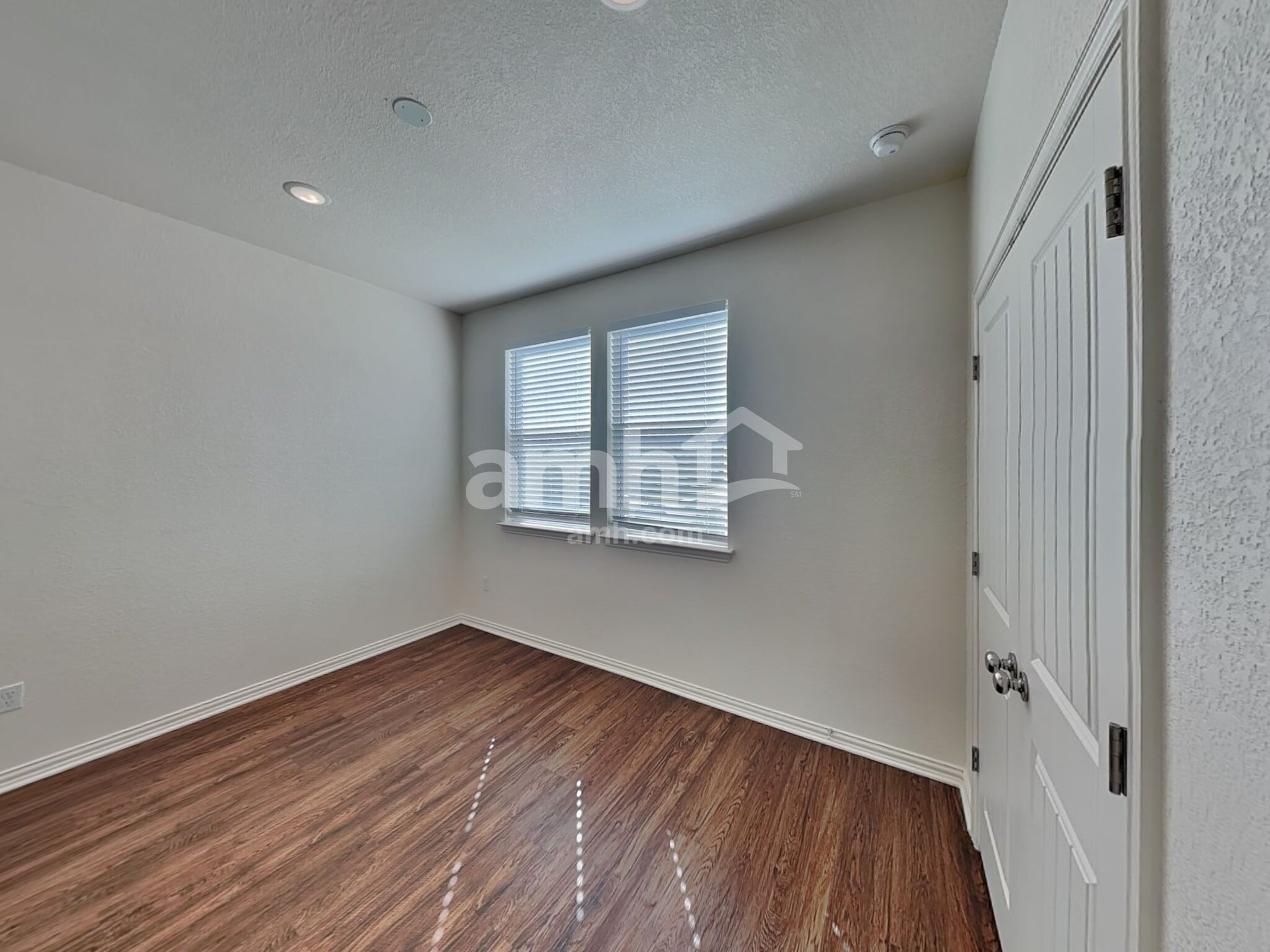 Building Photo - 2708 Geronimo Creek