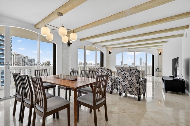 Building Photo - 3000 Island 2305 Is