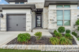 Building Photo - 361 Bridle Trl