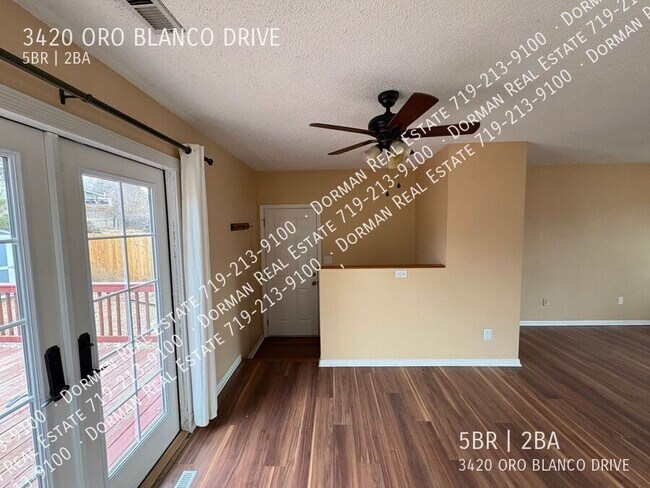 Building Photo - 3420 Oro Blanco Dr