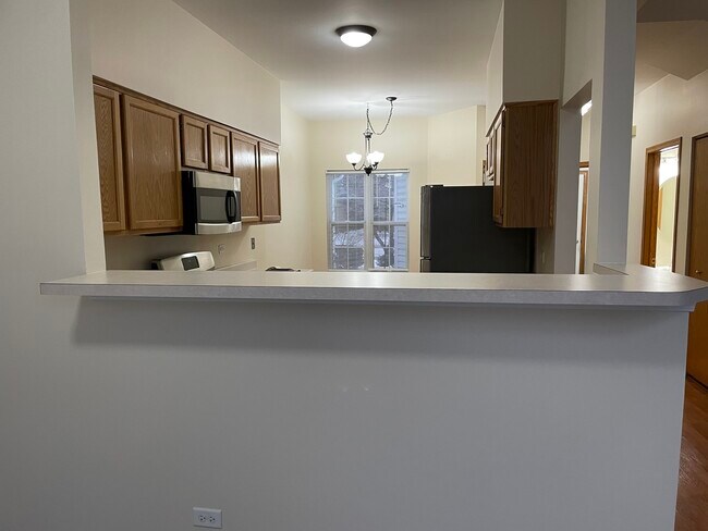 Building Photo - 113 N Barton Trail