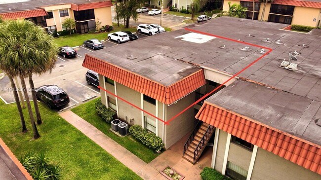 Building Photo - 9712 Hammocks Blvd