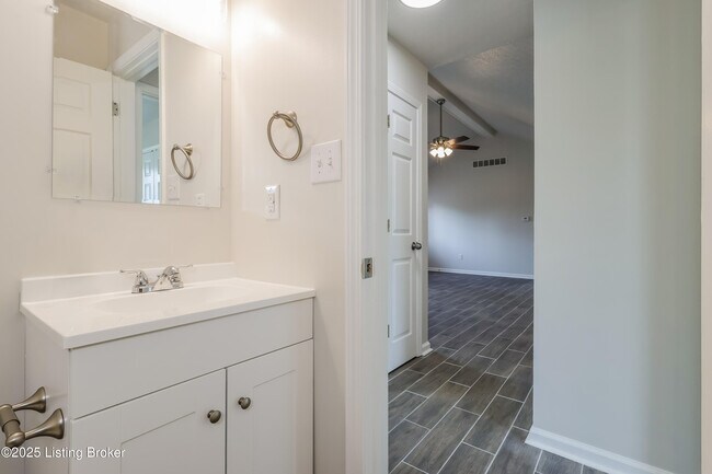 Building Photo - 2045 Osprey Cove Ave