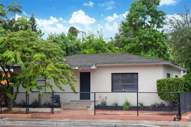 Building Photo - 5050 NW 12th Ave