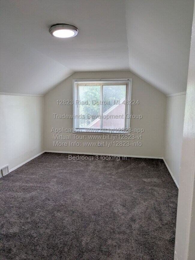 Building Photo - 12823 Riad St