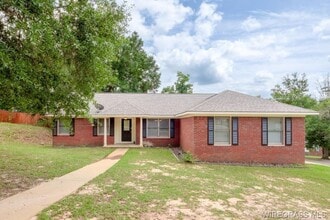 Building Photo - 2804 Partridge Ln