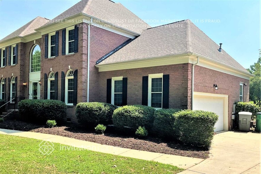 Building Photo - 5633 Legacy Cir
