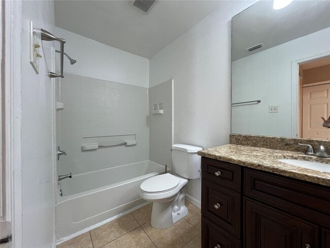 Building Photo - 3815 Bowline Cir